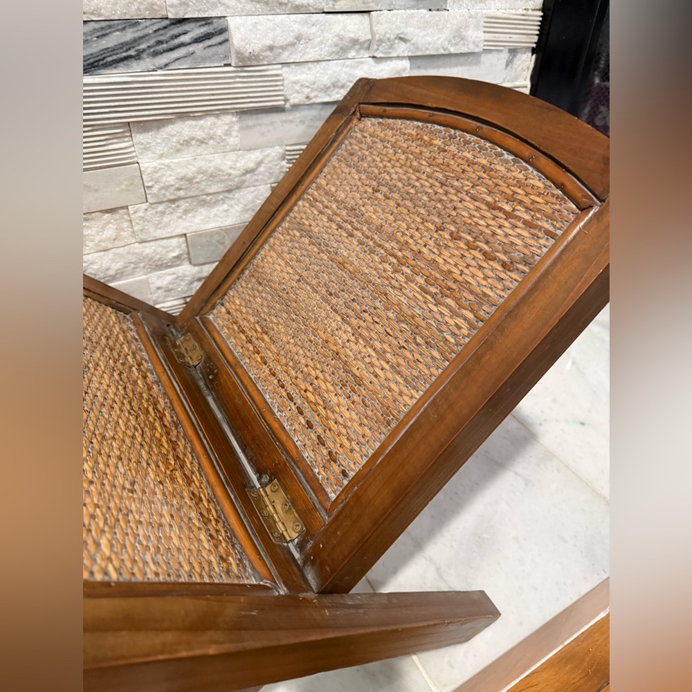 Antique 1940's Hardwood & Wicker Folding Magazine Rack/Large Book Holder- - Picture 3 of 10